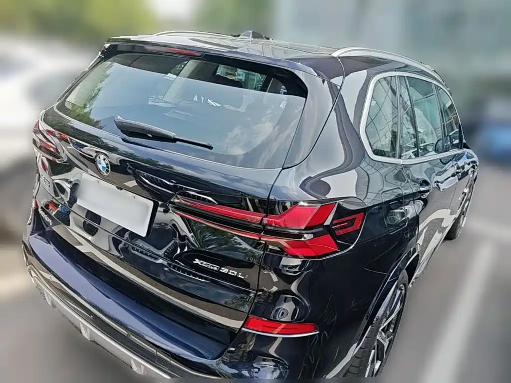 BMW X5 2025 — фото 10