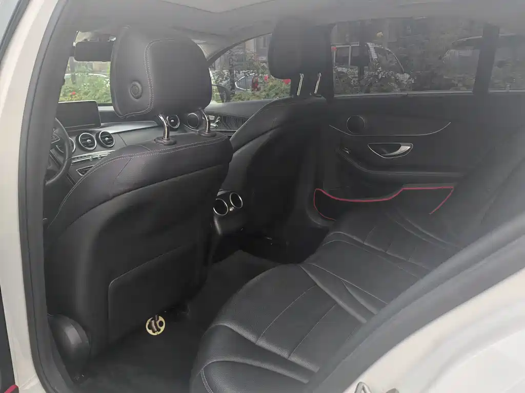 Mercedes-Benz C-Class 2015 — фото 18