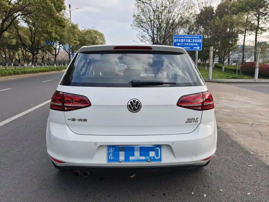 Volkswagen Golf 2016