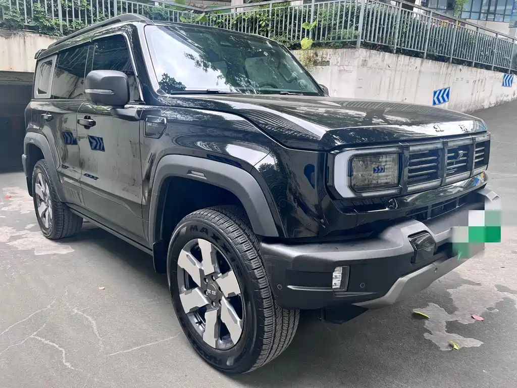 Beijing Off-Road BJ40 EREV 2025 — фото 3