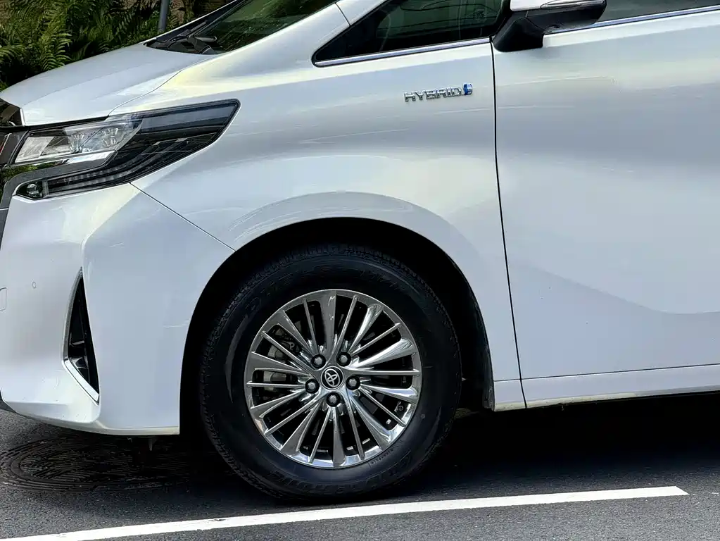 Toyota Alphard 2022