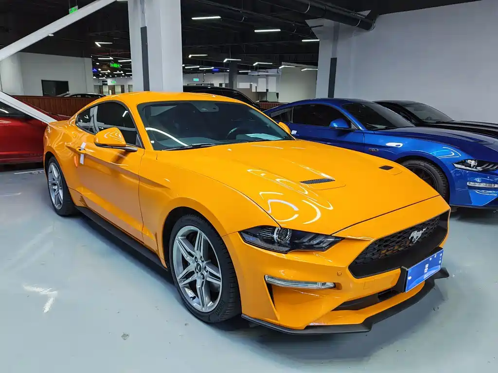 Ford Mustang 2019 — фото 3