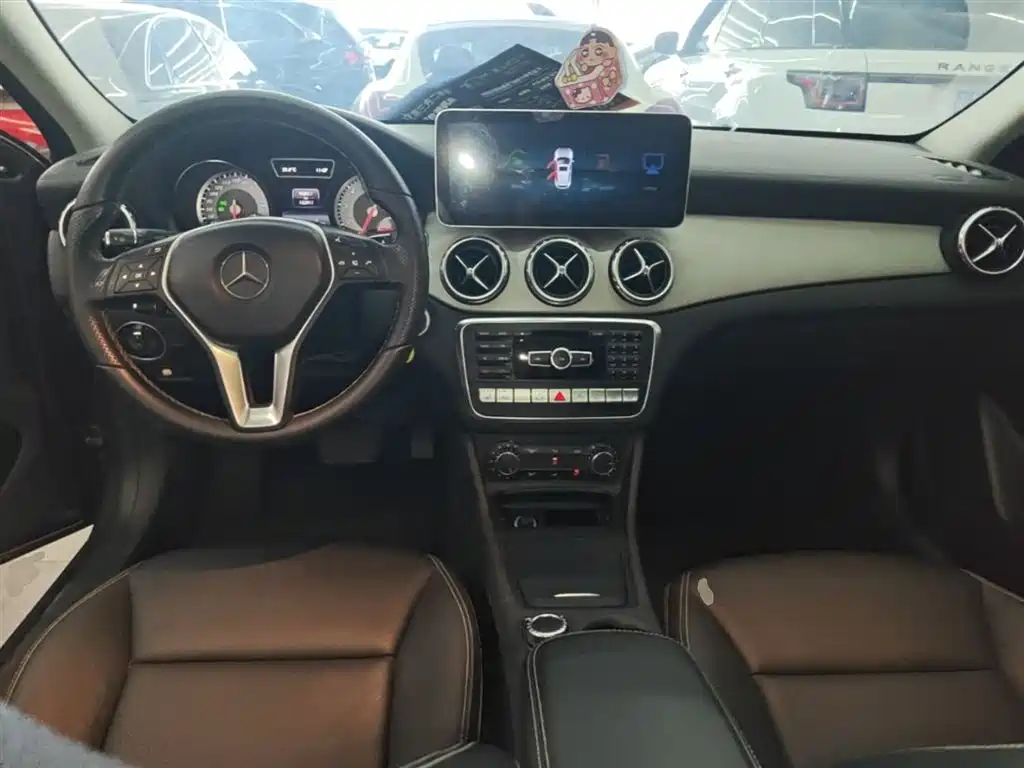 Mercedes-Benz GLA 2015 — фото 10