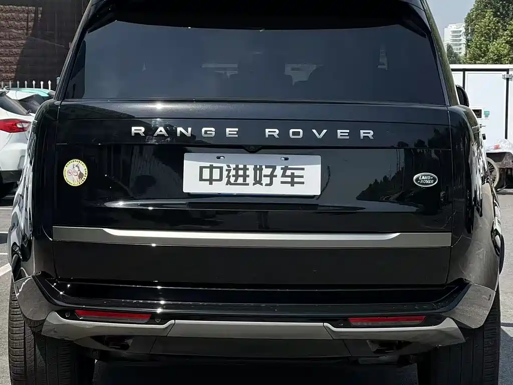 Land Rover Range Rover 2024 — фото 2