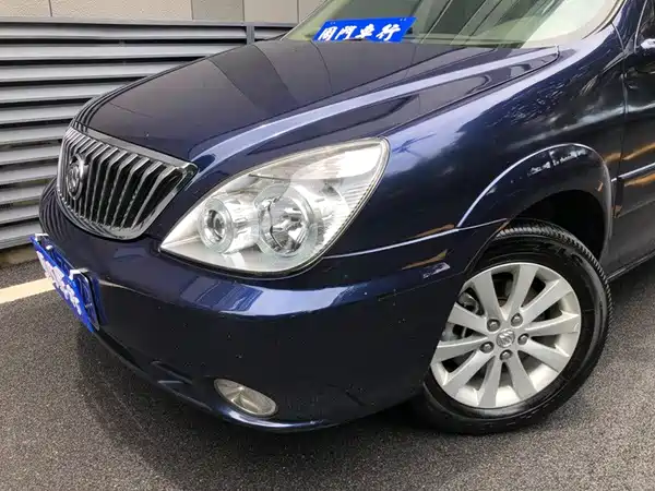 Buick GL8 2011