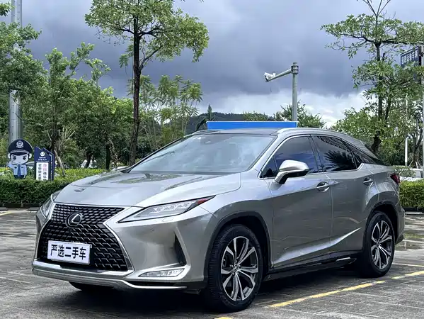 Lexus RX 2019