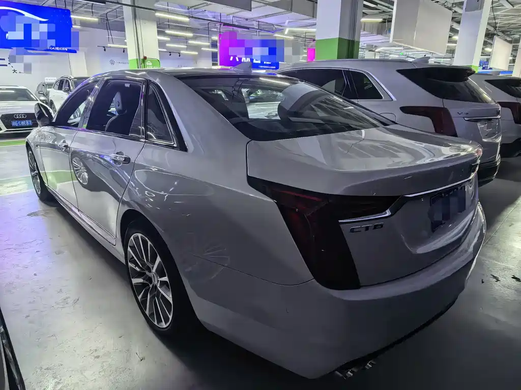 Cadillac CT6 2019 — фото 11