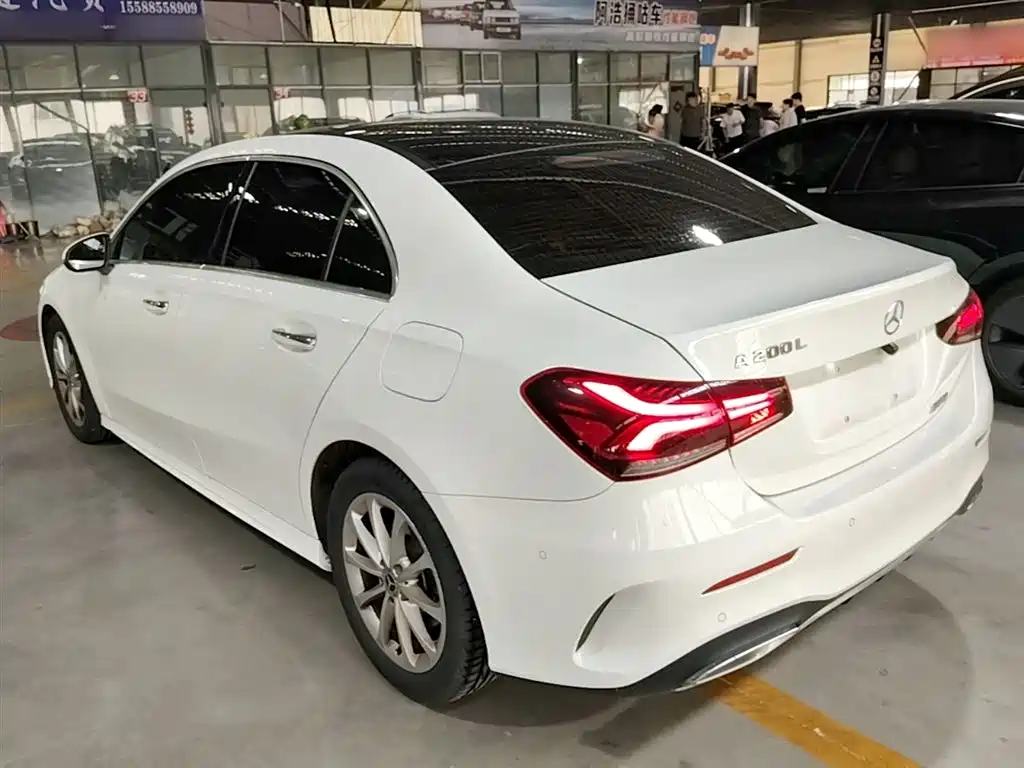 Mercedes-Benz A-Class 2020 — фото 5