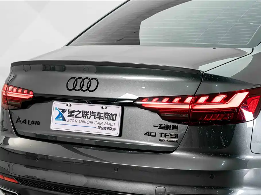 Audi A4L 2023 — фото 8