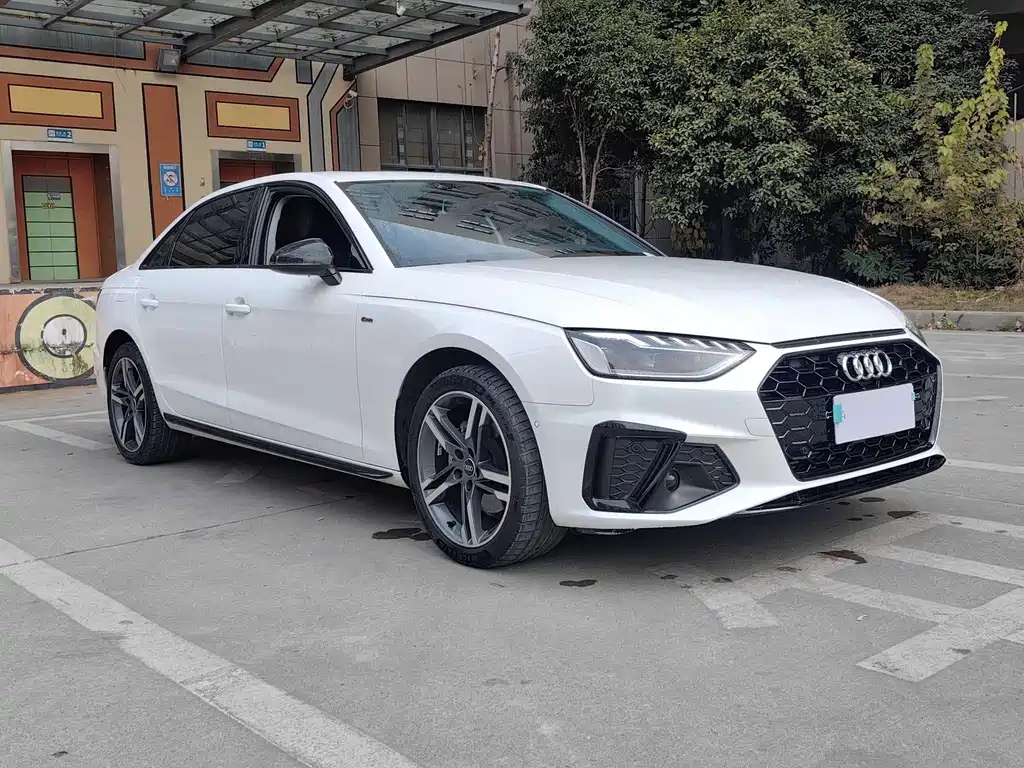 Audi A4L 2022