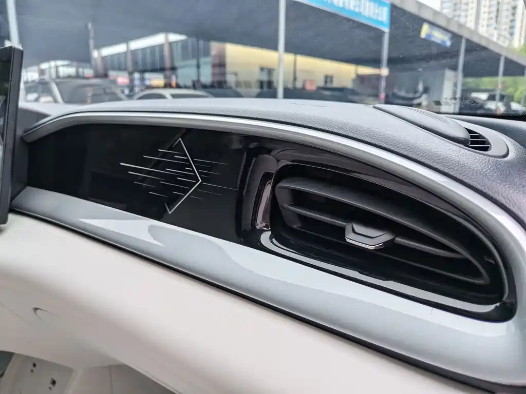 Geely Galaxy Starwish 2025 — фото 14