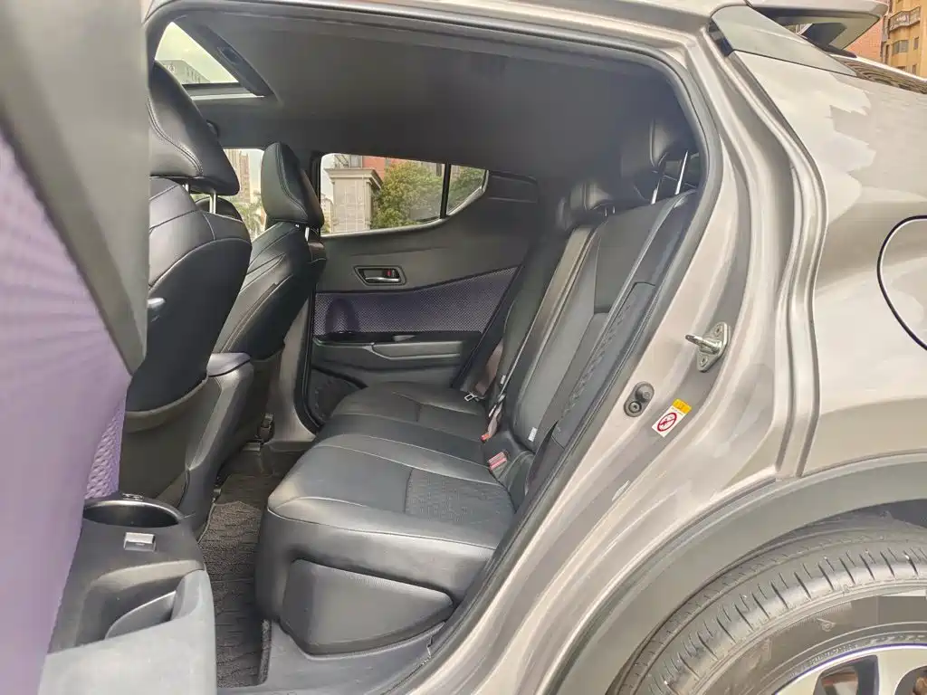 Toyota IZOA 2019 — фото 5
