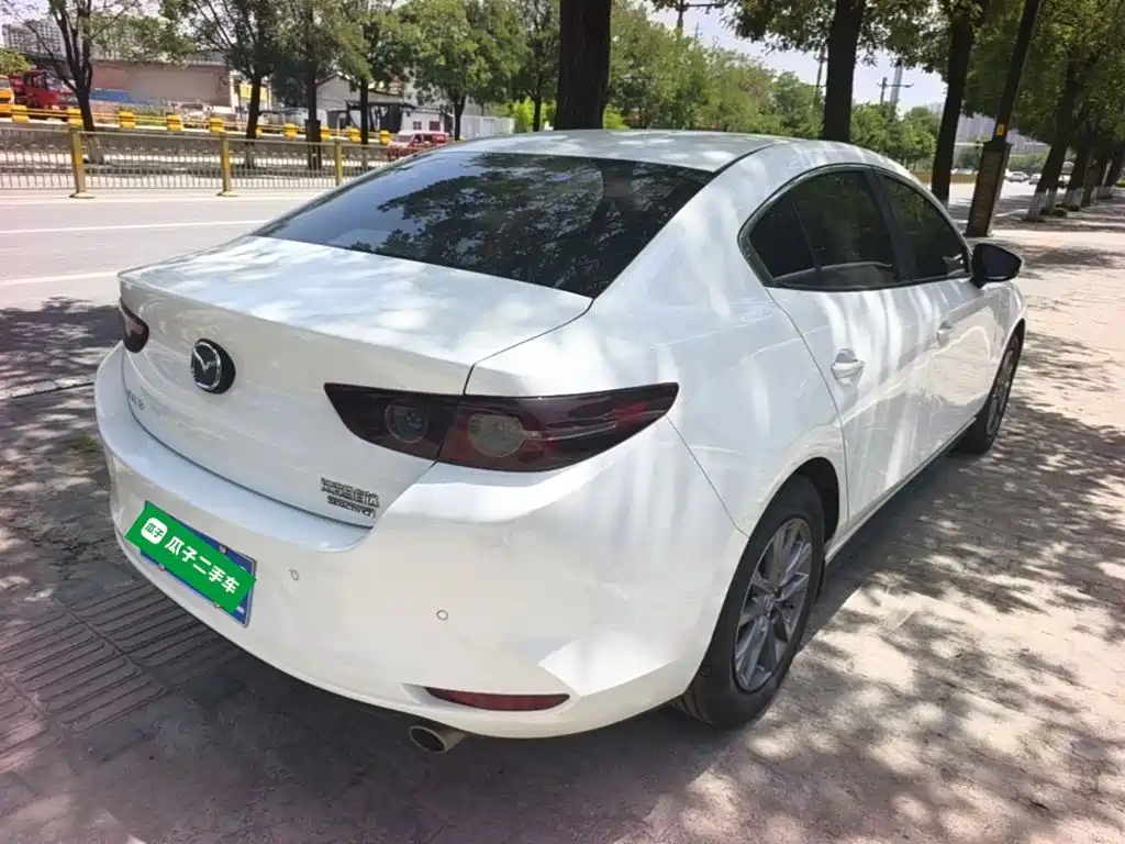 Mazda 3 Angkesela 2024