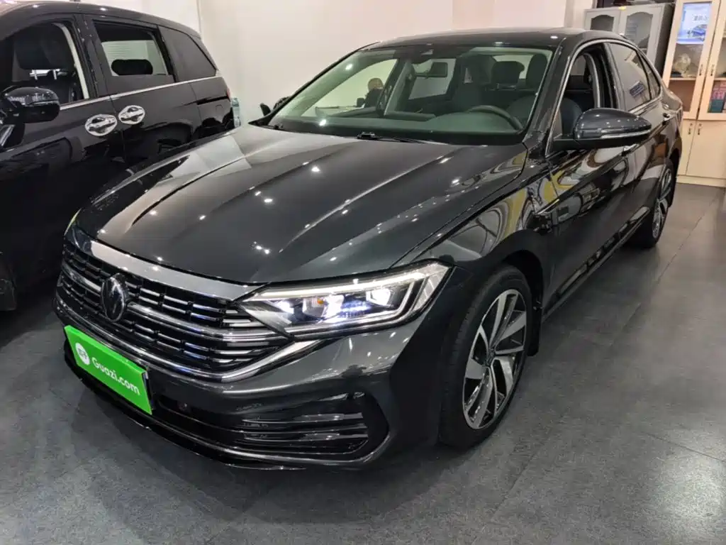 Volkswagen Sagitar 2024