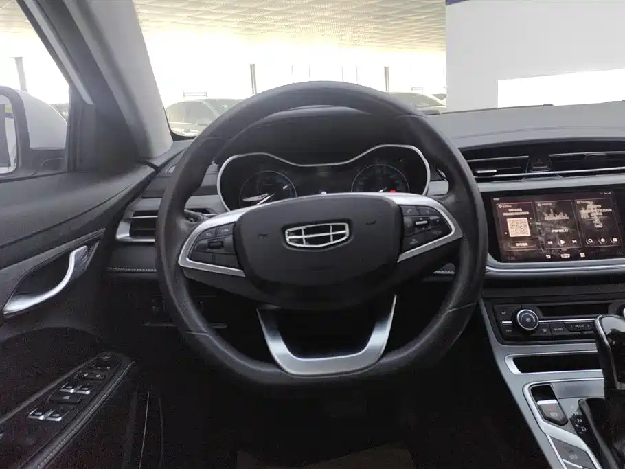 Geely Emgrand 2022 — фото 15