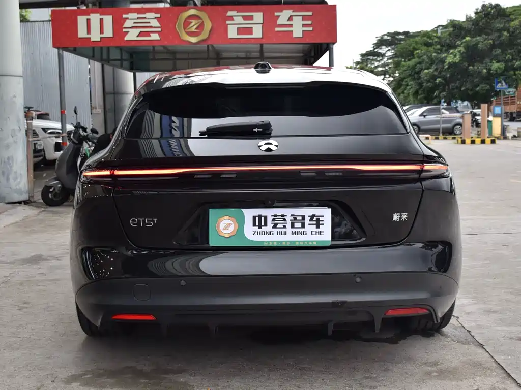 NIO ET5T 2025