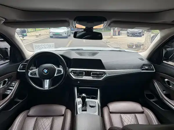 BMW 3 Series 2022