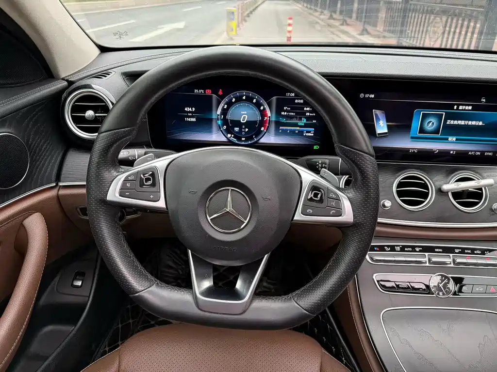 Mercedes-Benz E-Class 2018 — фото 8