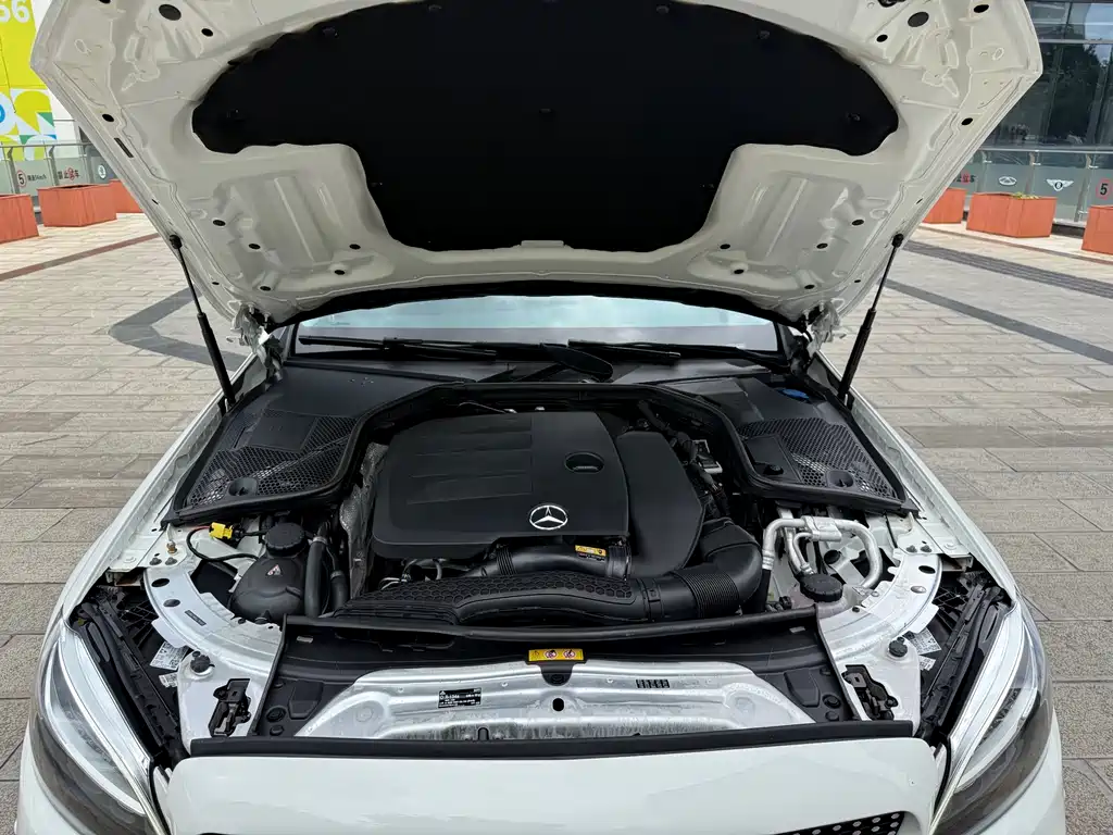 Mercedes-Benz C-Class 2020 — фото 11