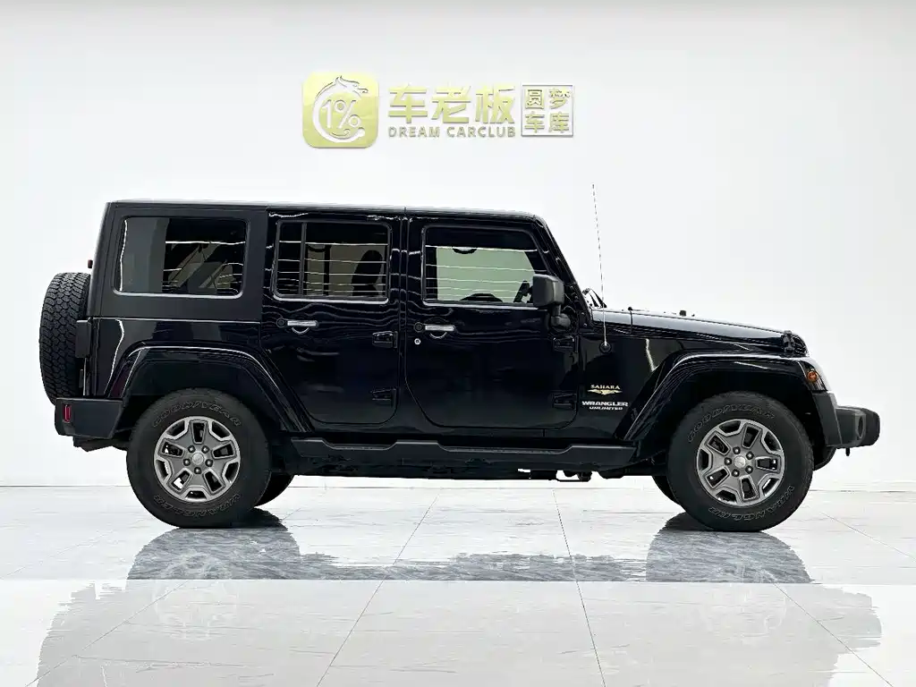 Jeep Wrangler 2016 — фото 7