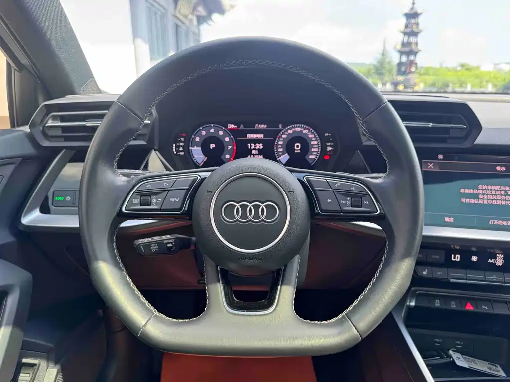 Audi A3 2023 — фото 14