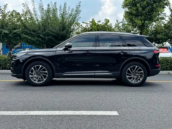 Lincoln Corsair 2022