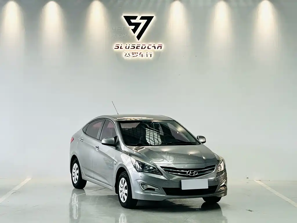 Hyundai Verna 2015 — фото 3