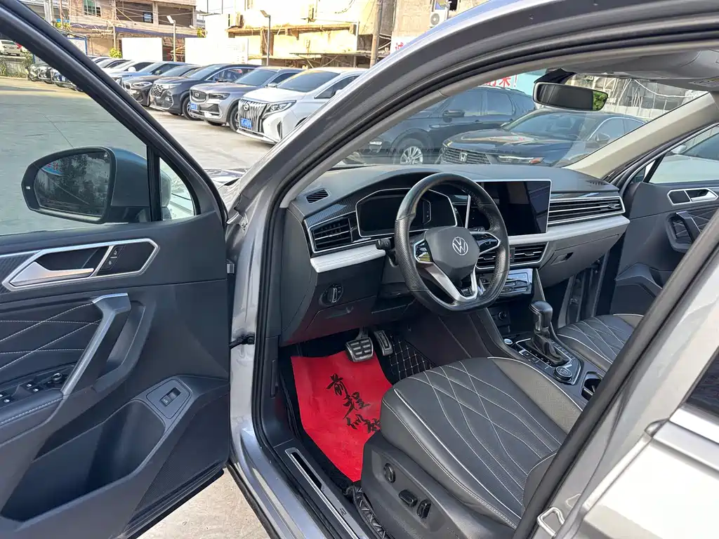 Volkswagen Tiguan L 2021