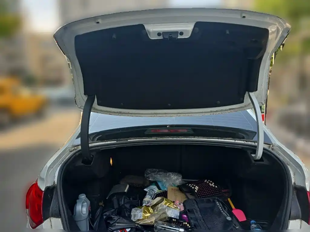 Citroen C4L 2015 — фото 10
