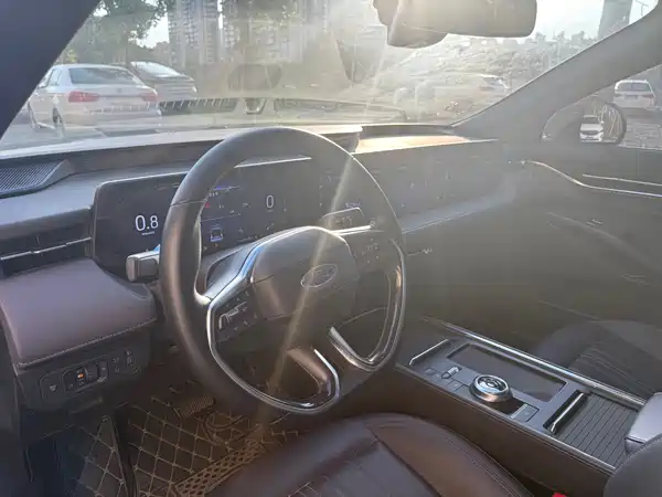 Ford Mondeo 2025