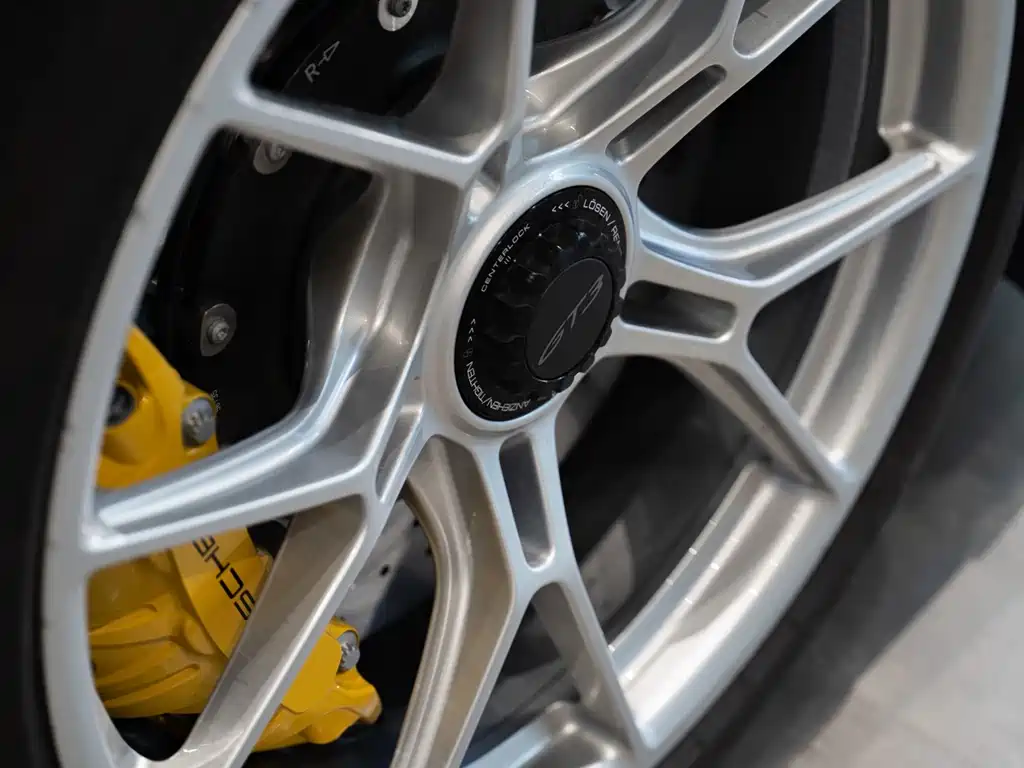 Porsche 911 2026 — фото 28