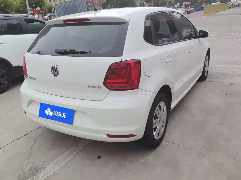 Volkswagen Polo 2014