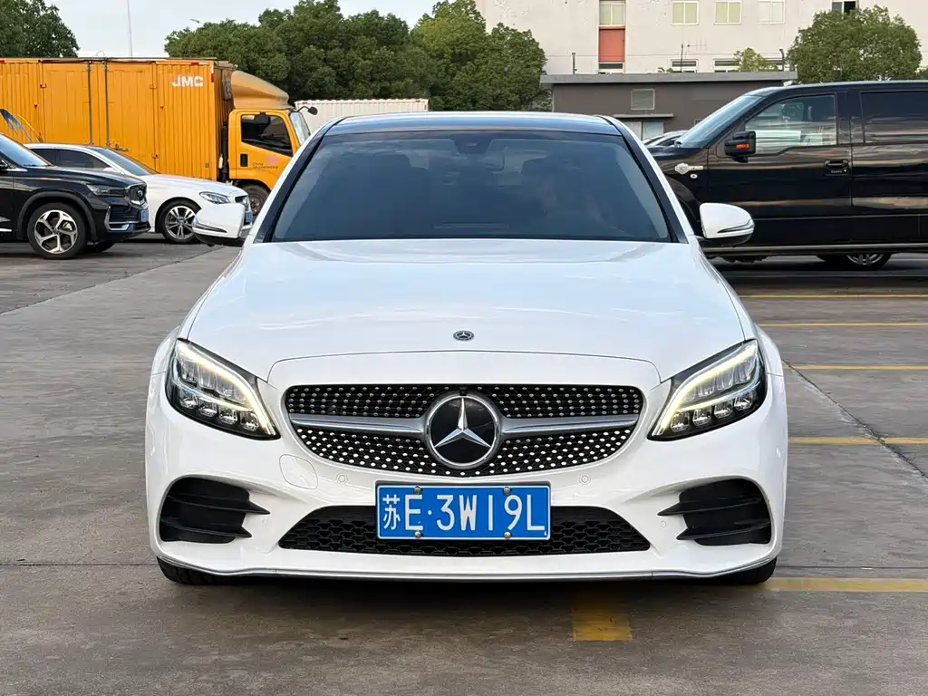 Mercedes-Benz C-Class 2020