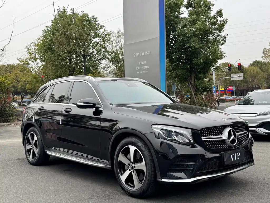 Mercedes-Benz GLC 2018 — фото 3