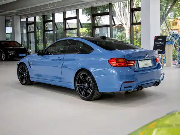 BMW M4 2014