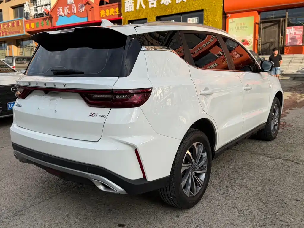 Geely Vision X6 2022