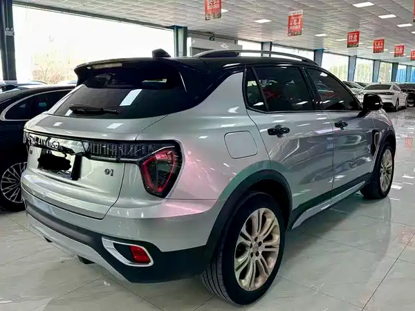 Lynk & Co 01 2018