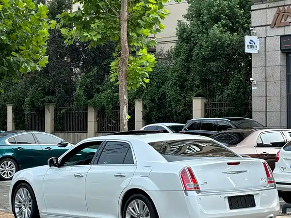 Chrysler 300C 2014