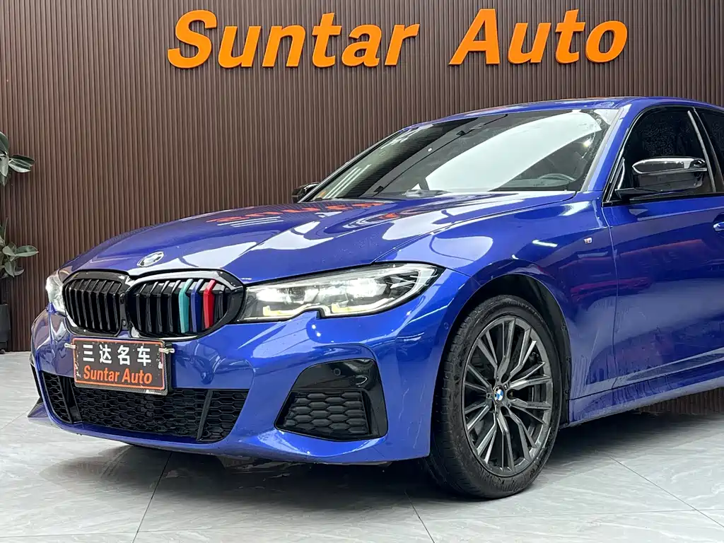 BMW 3 Series 2019 — фото 12