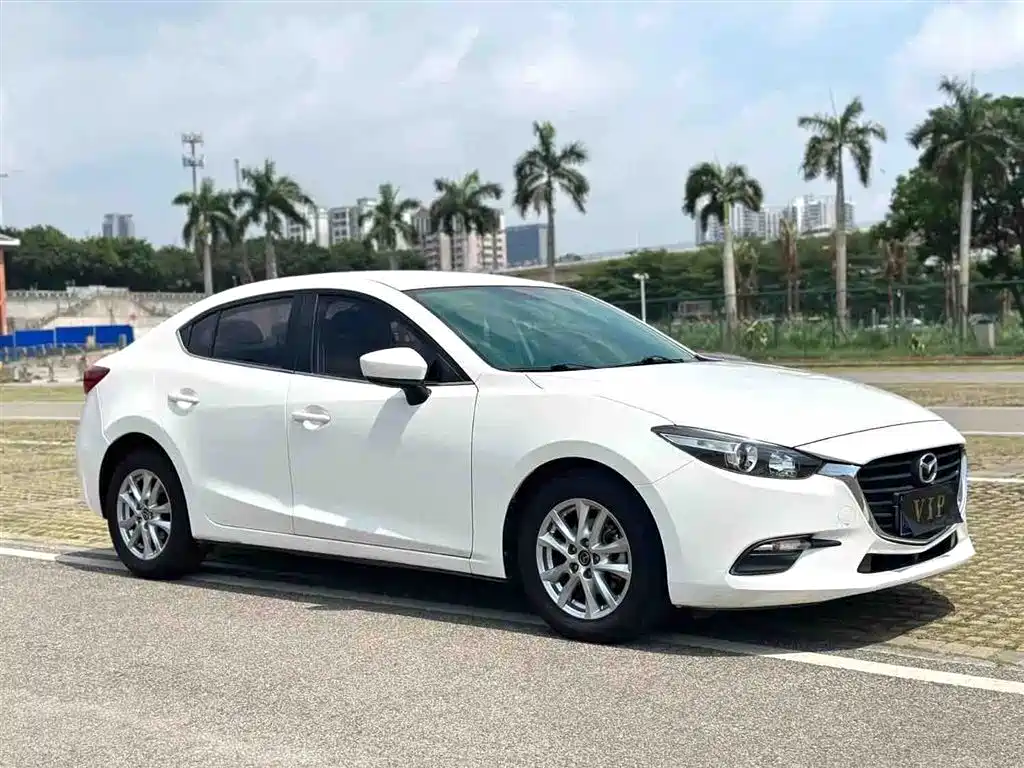Mazda 3 Axela 2018