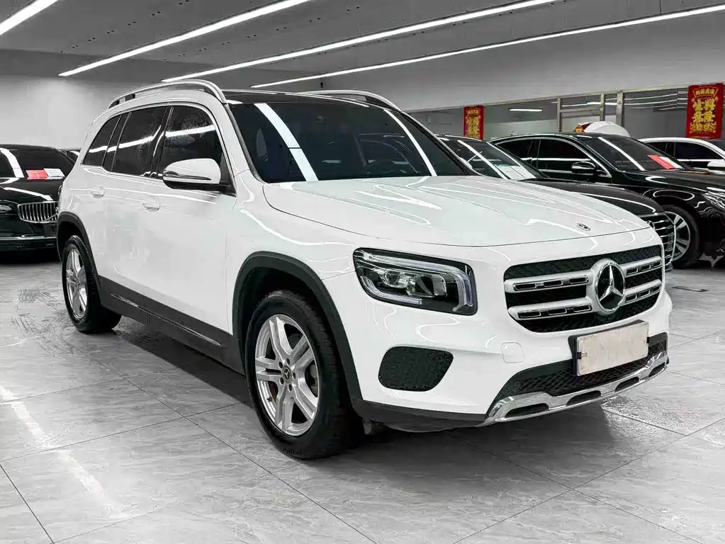 Mercedes-Benz GLB 2023 — фото 3
