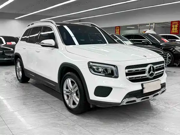 Mercedes-Benz GLB 2023