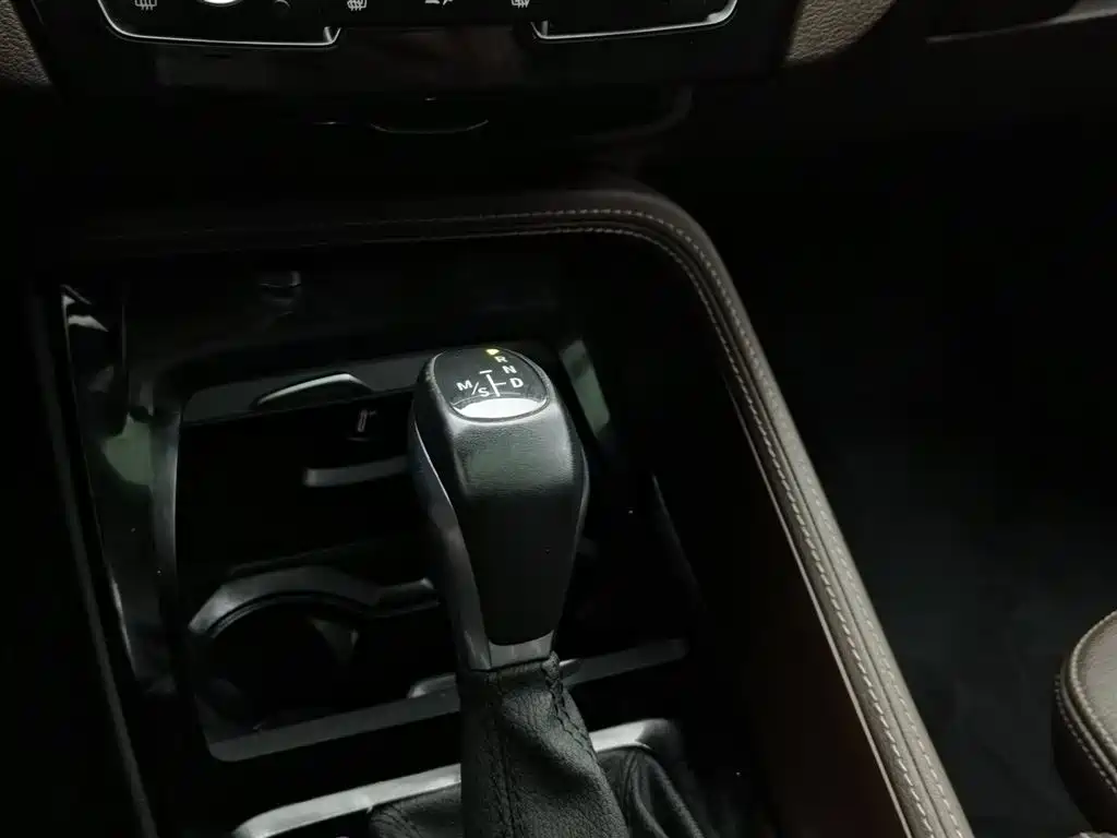 BMW X1 2017 — фото 13
