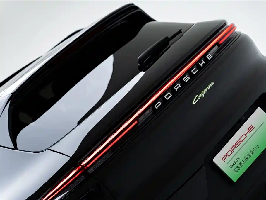 Porsche Cayenne Hybrid 2024 — фото 7