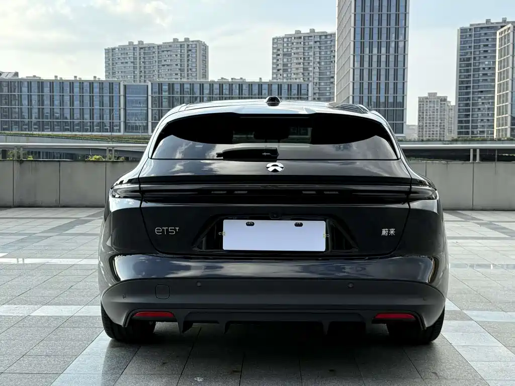 NIO ET5T 2025