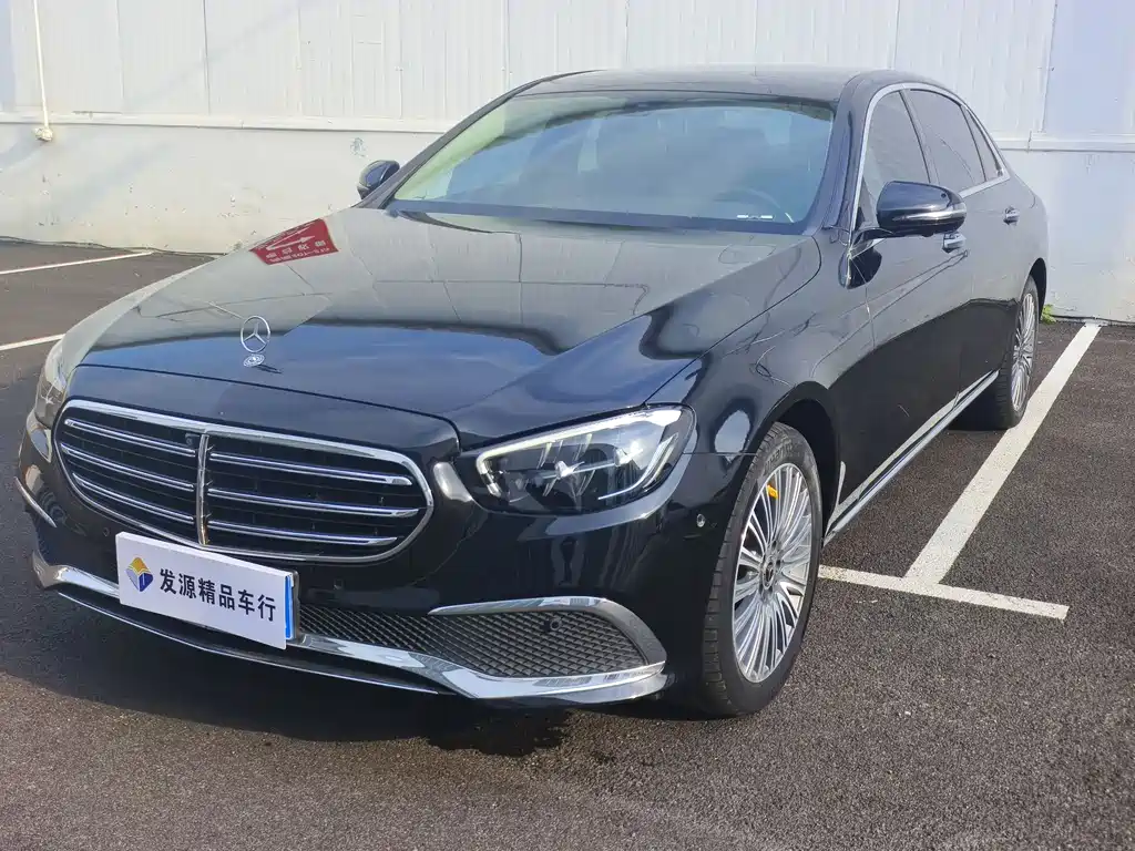 Mercedes-Benz E-Class 2023