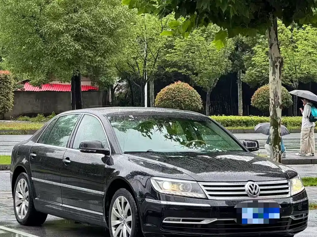 Volkswagen Phaeton 2011 — фото 2
