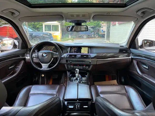 BMW 5 Series 2015