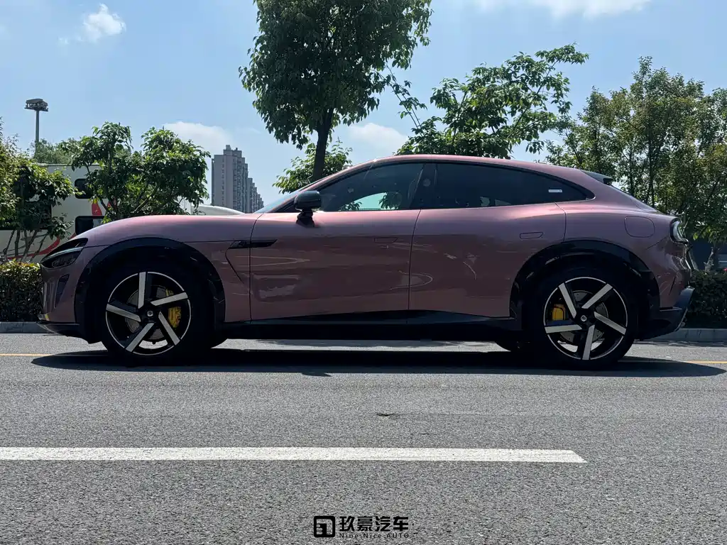 Xiaomi YU7 2025