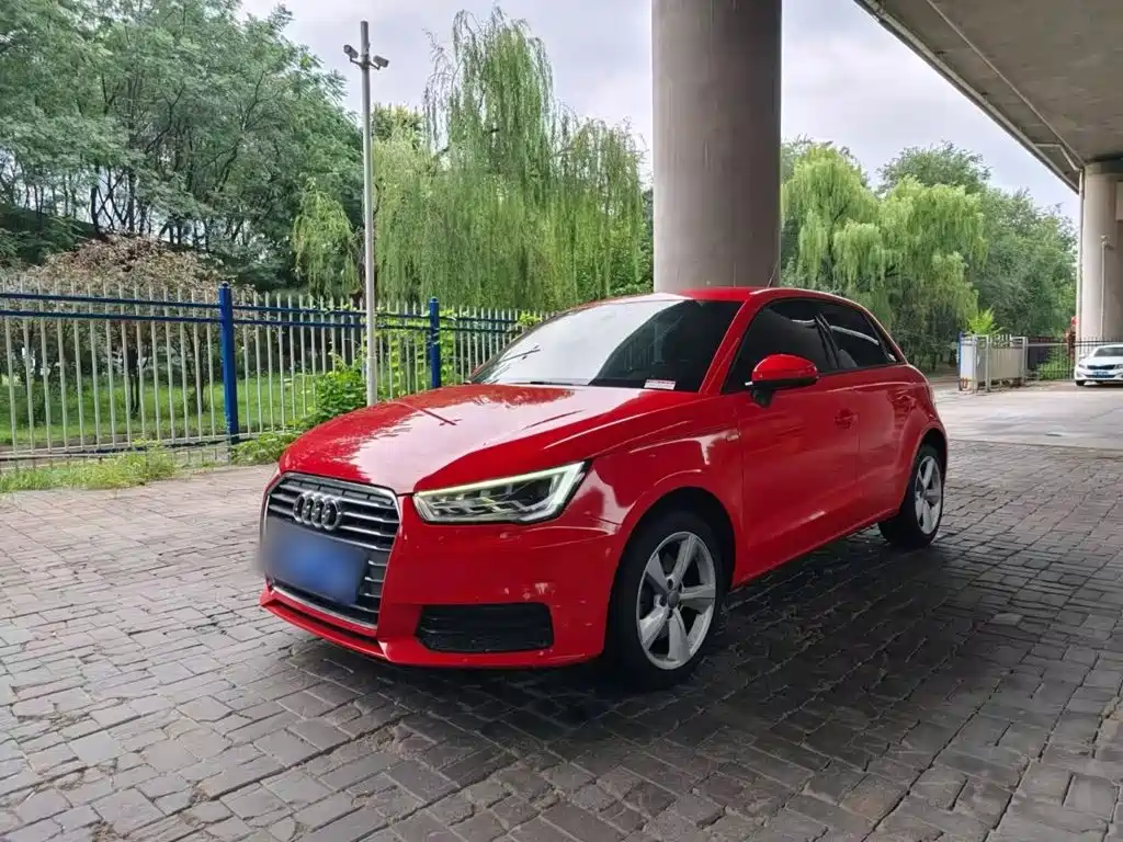Audi A1 2017 — фото 1
